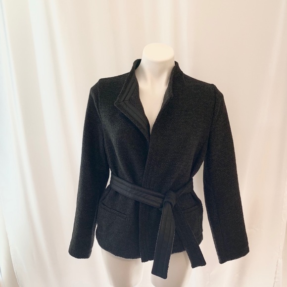 NWT BANANA REPUBLIC FACTORY STORE JACKET W/BELT - Picture 2 of 5